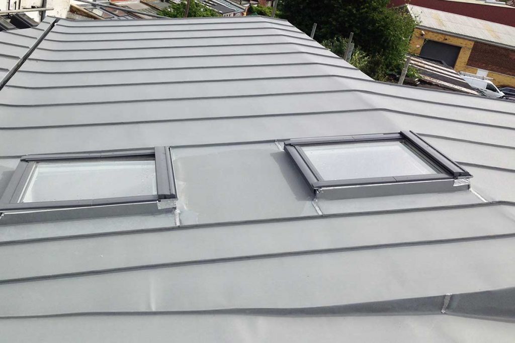 Metal roof contractors in South London